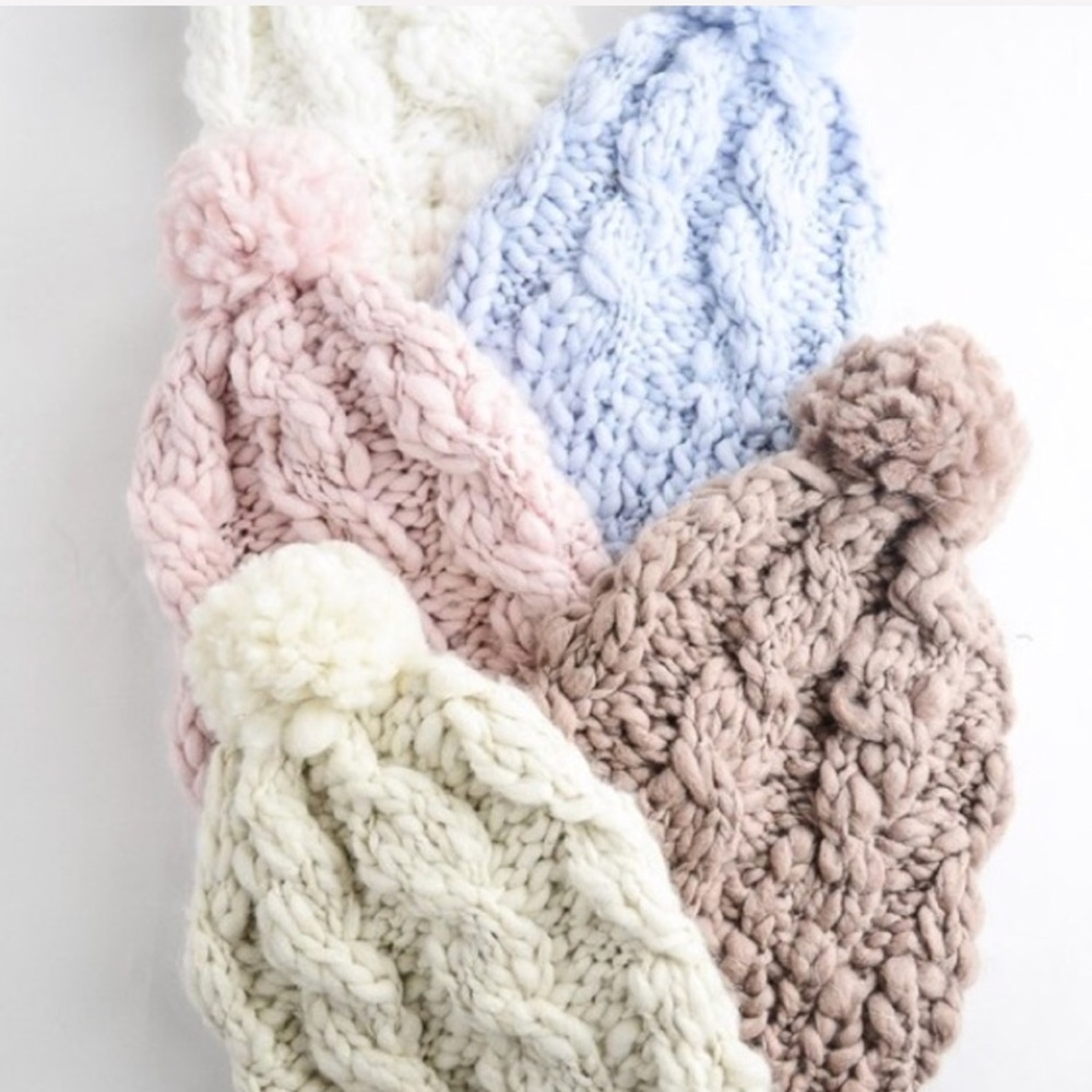🆕Mariah Blue Marled Chunky Knit Beanie Hat - Picture 4 of 4